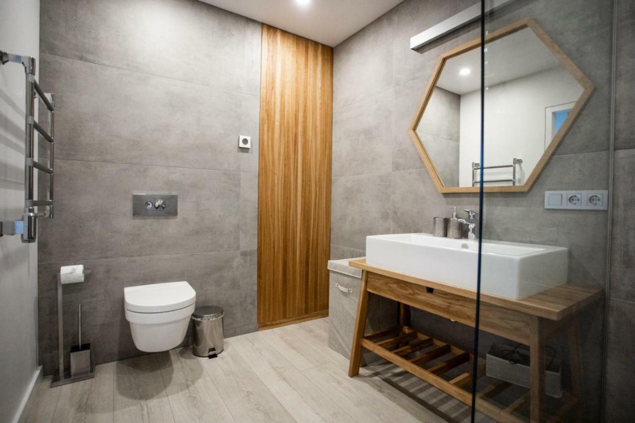 Modern And Spacious Loft Type Apartment 8 With Free Private Parking By "Owl Jazz Apartments" Kaunas Buitenkant foto